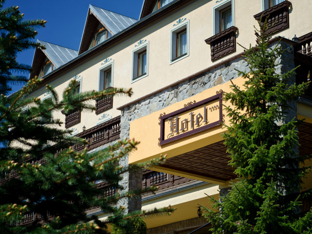 husarik hotel cadca v